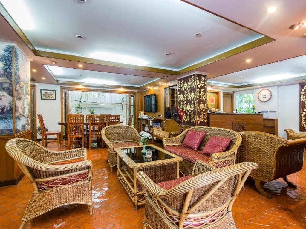 Chada Thai House Паттайя Экстерьер фото